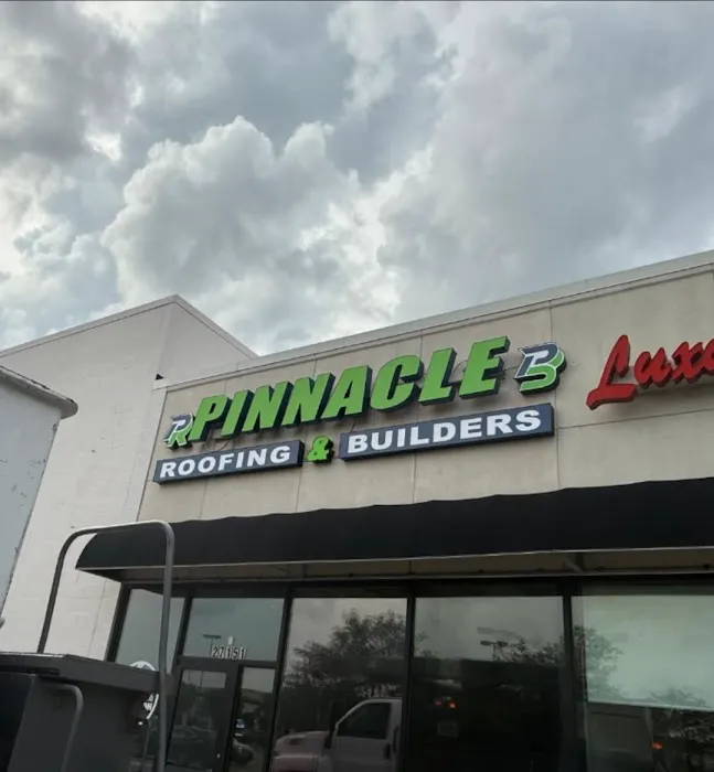 Pinnacle Roofing & Builders Picture 1