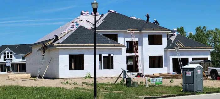 Pinnacle Roofing & Builders Picture 2