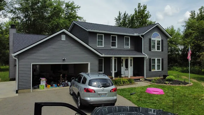 Cardinal roofing and construction Picture 3