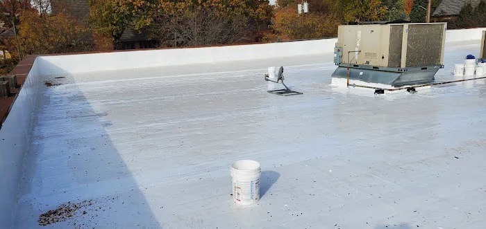 CR Roofing and Exteriors Picture 1