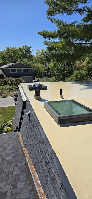 CR Roofing and Exteriors Picture 9