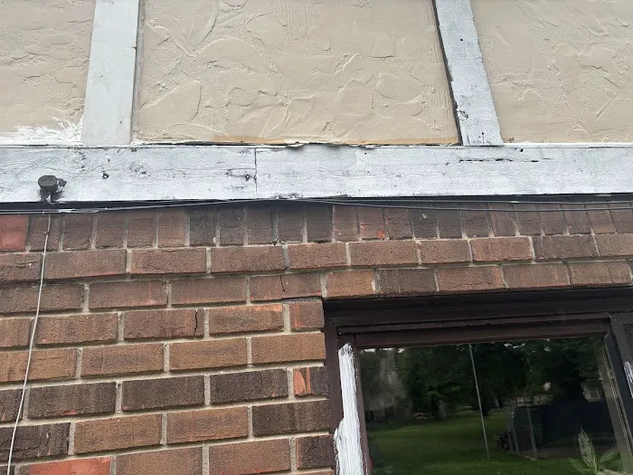 LateNight Roofer Picture 5