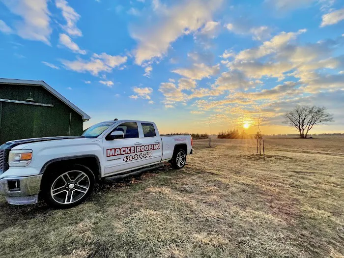 Macke Roofing & Home Remodeling Picture 2