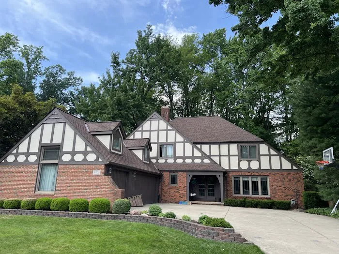 Mills Siding and Roofing Picture 10