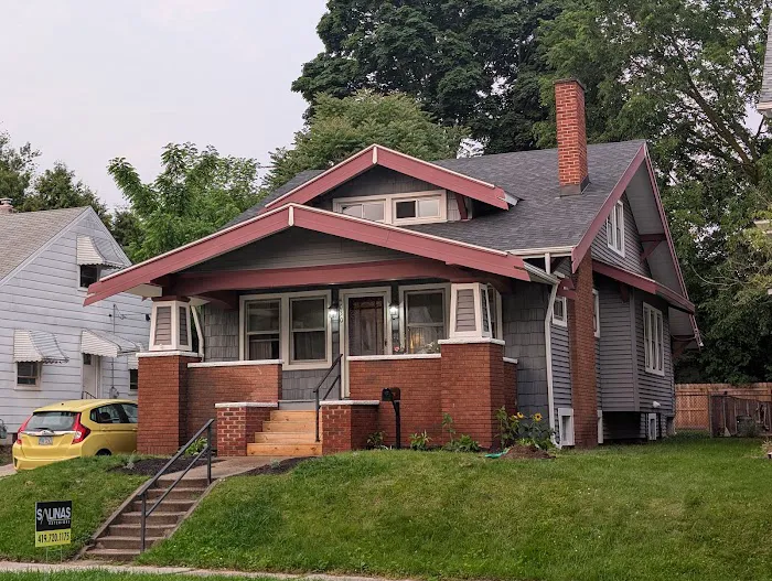 Salinas Exteriors Picture 4