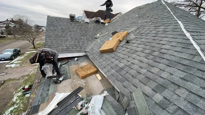 Ridgeline Roofing LLC Picture 2