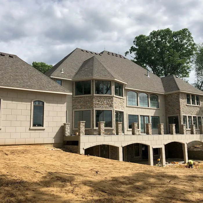 Fry's Roofing & Construction Picture 3