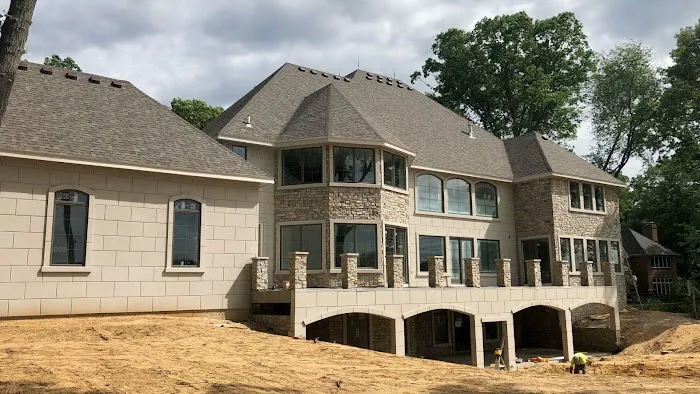 Fry's Roofing & Construction Picture 2