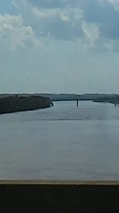 Fairfax Inc Picture 9