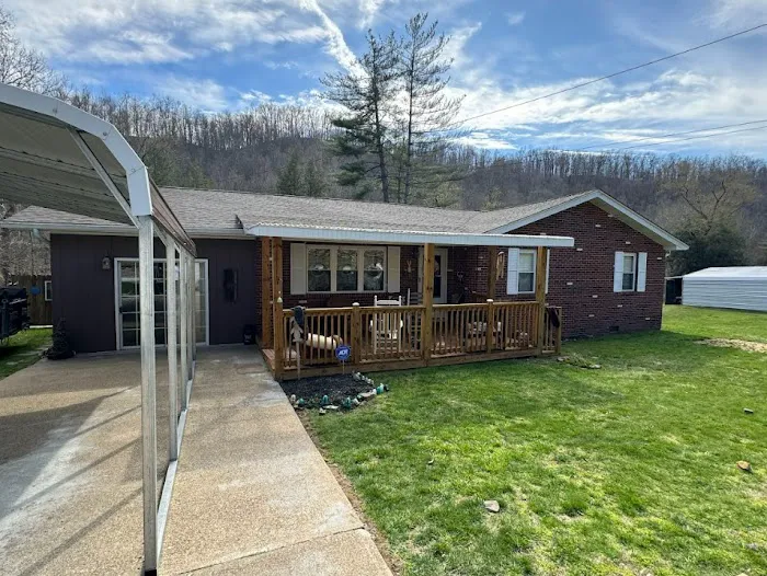 Cardinal Roofing Picture 1