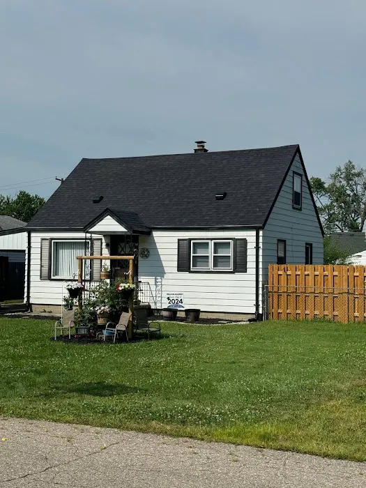 Dynamic Roofing MI Picture 1