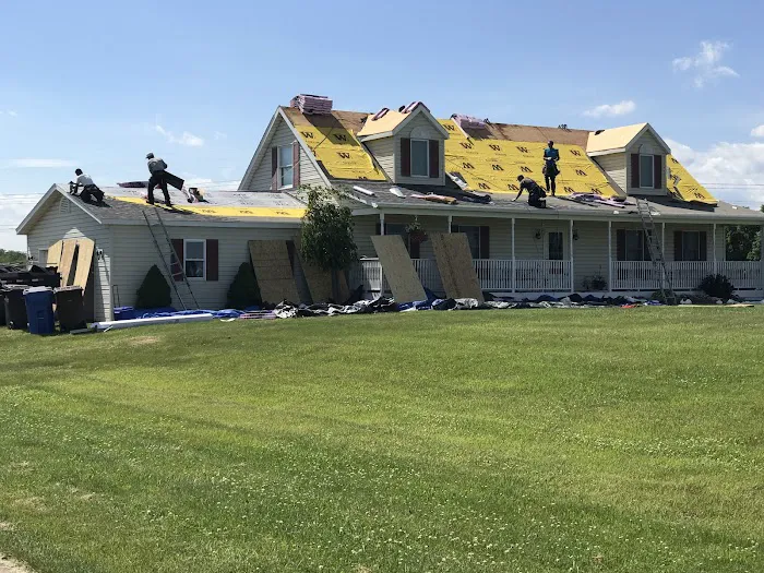 Watts Roofing LLC Picture 1