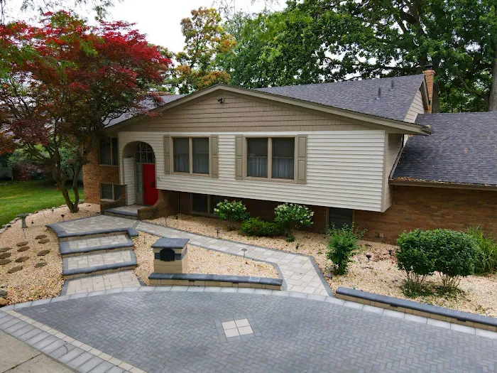 MCM Services Inc - ROOFING/WINDOWS/SIDING Picture 6