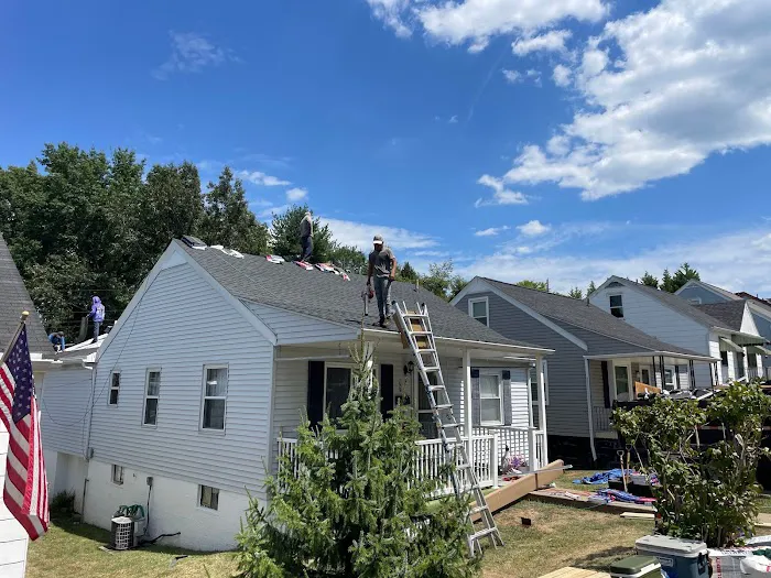 Ridgeline Roofing LLC Picture 1