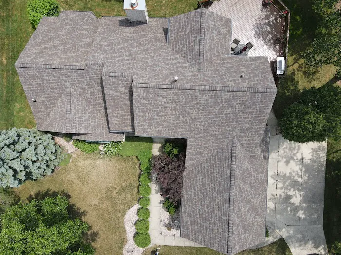 MCM Services Inc - ROOFING/SIDING/WINDOWS Picture 4