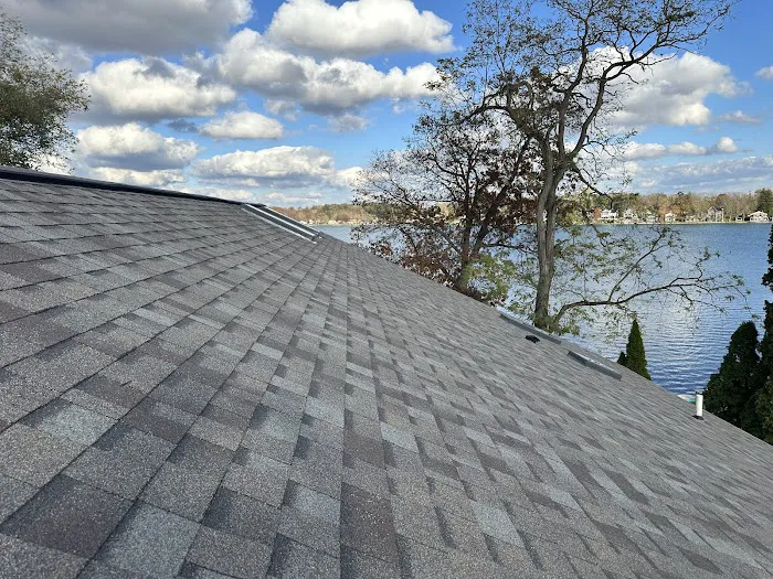 Neighborhood Roofing Picture 2