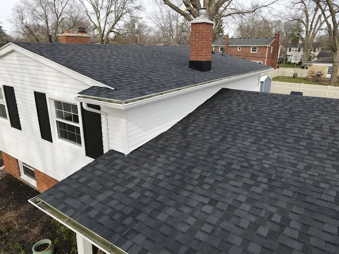 MCM Services Inc - WINDOWS/ROOFING/SIDING Picture 3