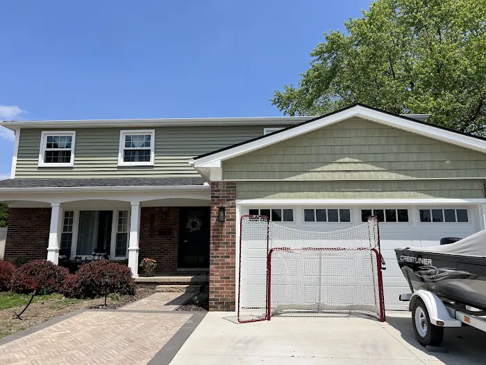 MCM Services Inc - WINDOWS/ROOFING/SIDING Picture 4