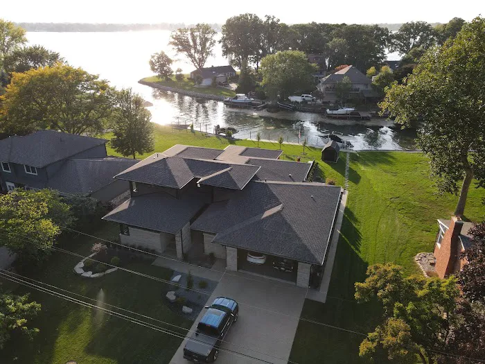 MCM Services Inc - WINDOWS/ROOFING/SIDING Picture 10