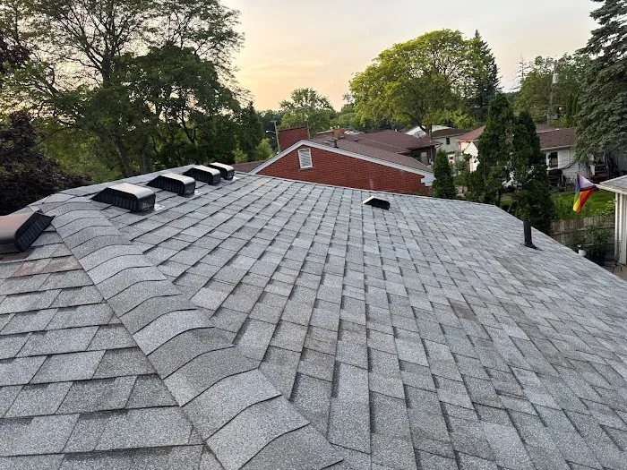 GoTo Roofing, Inc. Picture 3