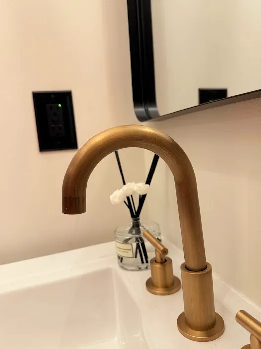 Leo's Construction & Remodeling LLC Picture 17