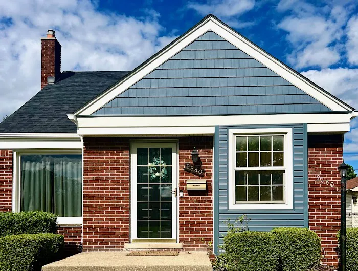 Maloney Roofing and Renovations Picture 1