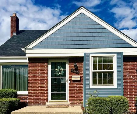 Maloney Roofing and Renovations