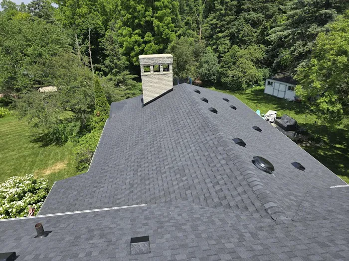 Maloney Roofing and Renovations Picture 2