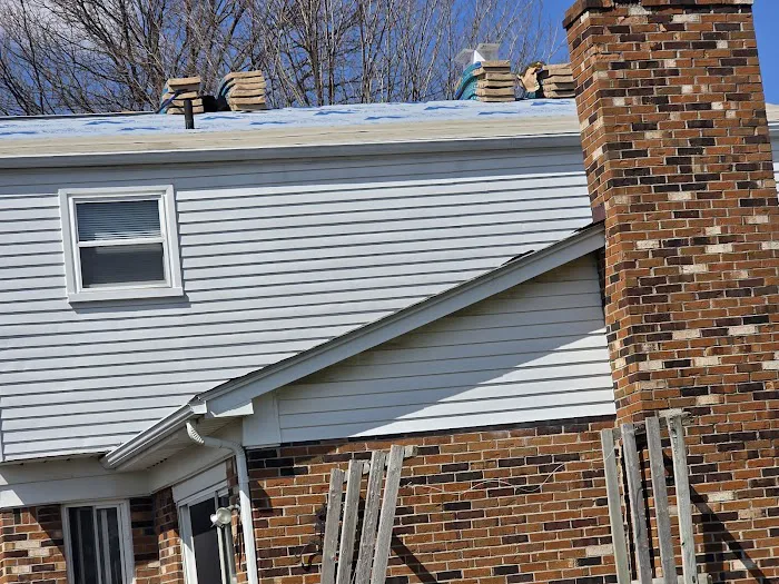 Chucks Roofing Company Inc. Picture 7