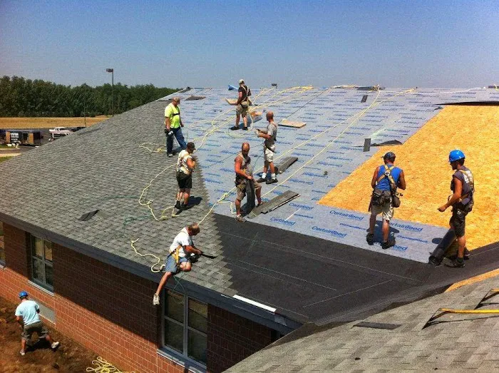 Lyster Exteriors Picture 2