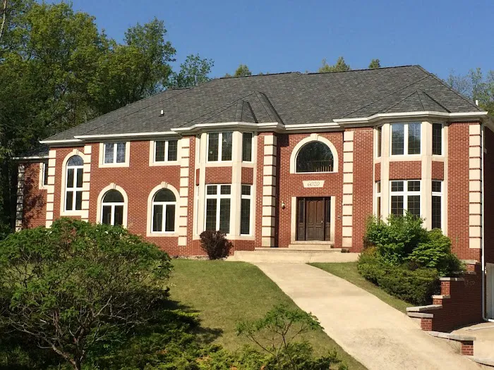 Lyster Exteriors Picture 6