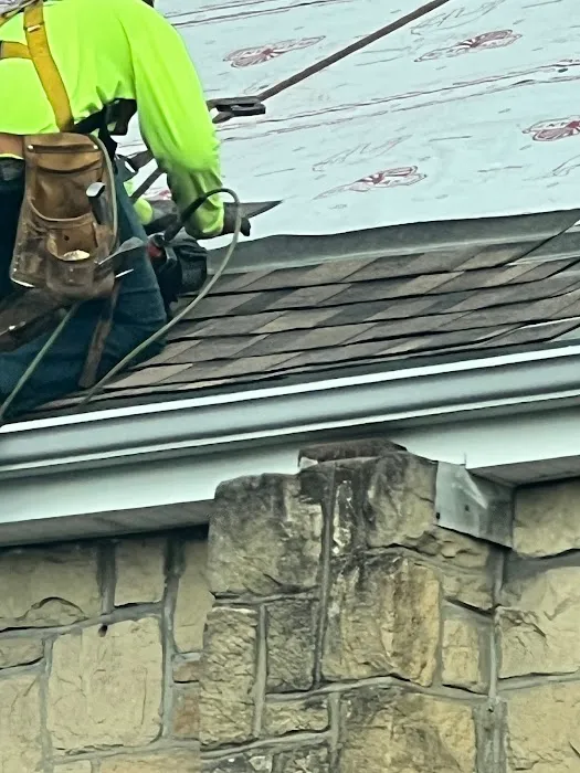 Mr. Roofer Picture 8