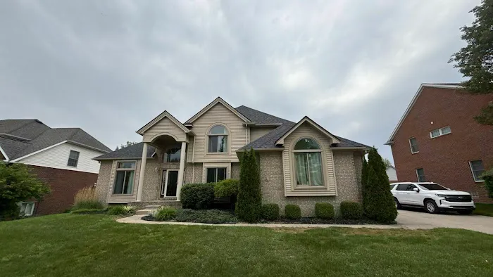 Paramount Roofing Picture 4