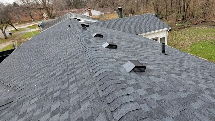 Plymouth Roofing & Siding Picture 4