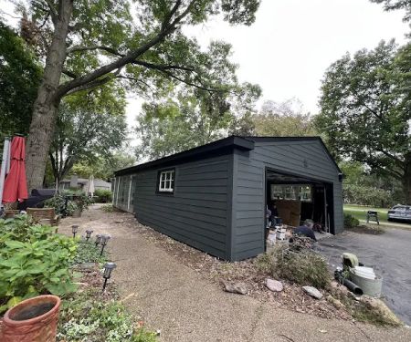 Ryanu2019s Superior Roofing LLC