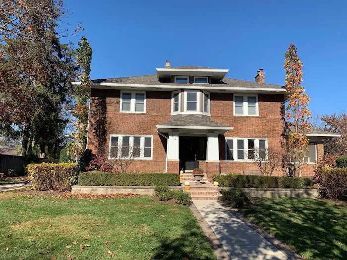 Home Exteriors of Michigan Picture 6