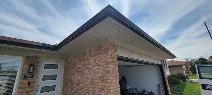 Ramos Roofing and siding Picture 2