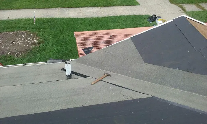 Big Ike's Roofing Picture 2
