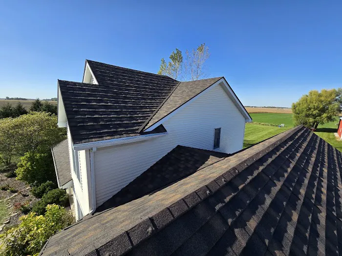 HandCraft Roofing Picture 1