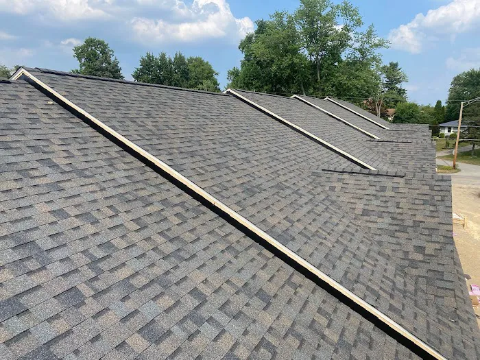 HandCraft Roofing Picture 2