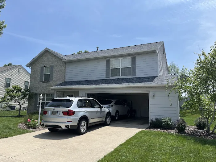 Schmucker Roofing Picture 3