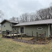 Schmucker Roofing ico