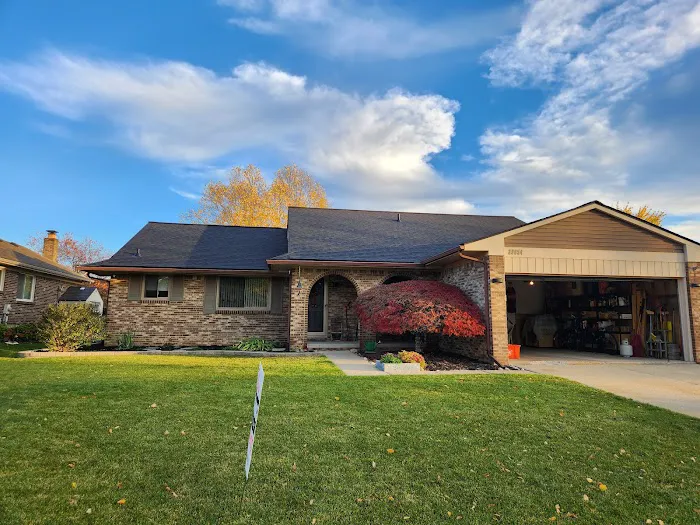 Billy's Roofing Picture 2