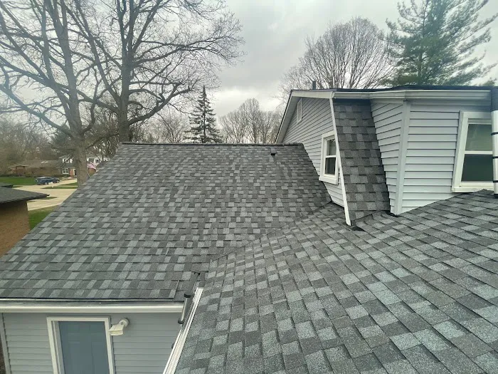 Billy's Roofing Picture 3