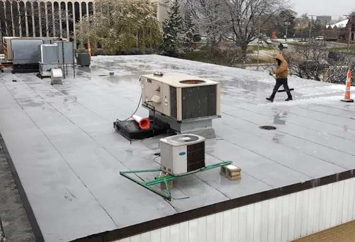 Detroit Roofers Picture 5