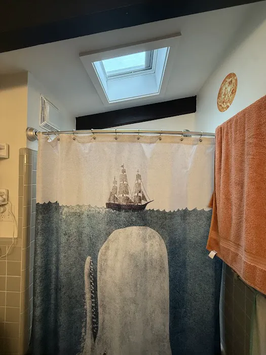 McGlinch & Sons Co. Picture 6