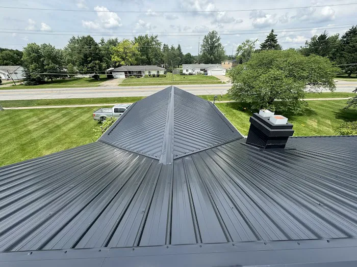 Alphalete Roofing Picture 5