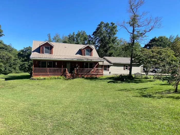 E G Roofing LLC Picture 1