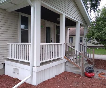 R&R Roofing/Renovations LLC