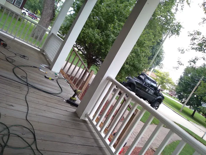 R&R Roofing/Renovations LLC Picture 7